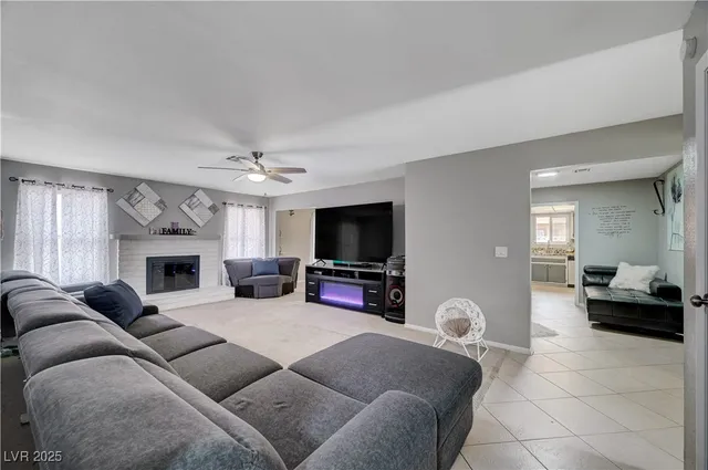 $565,000 | 2829 Michael Way, Las Vegas, NV 89108