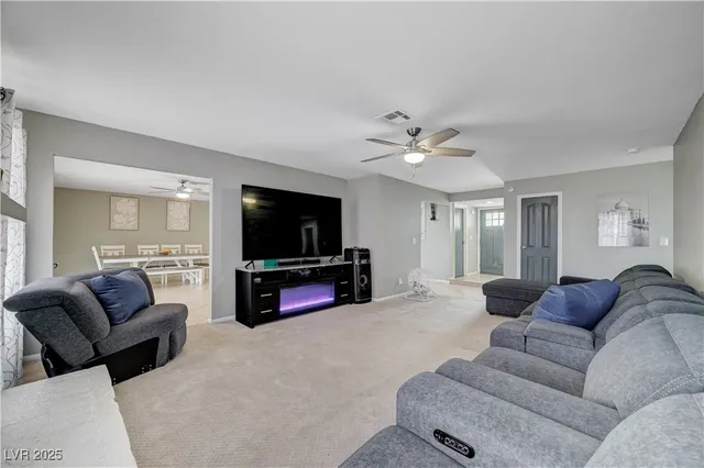 $565,000 | 2829 Michael Way, Las Vegas, NV 89108