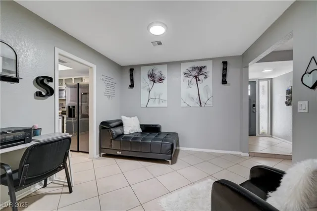 $565,000 | 2829 Michael Way, Las Vegas, NV 89108