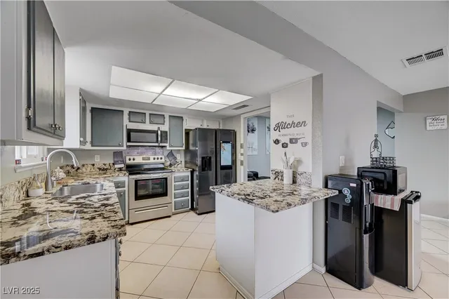 $565,000 | 2829 Michael Way, Las Vegas, NV 89108