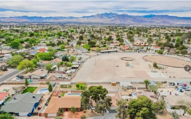 $565,000 | 2829 Michael Way, Las Vegas, NV 89108