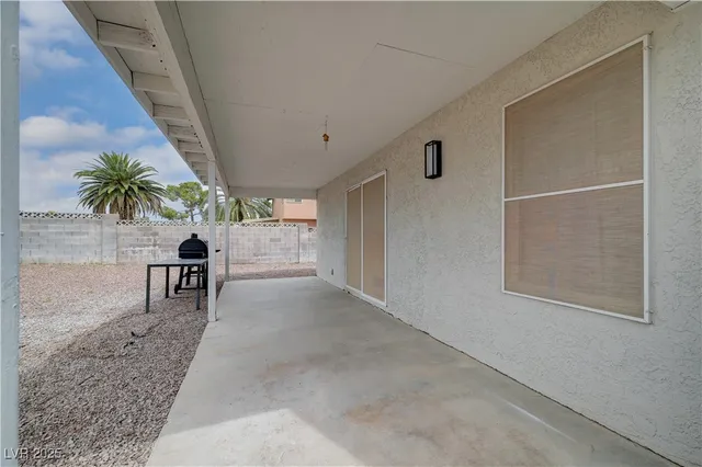 $565,000 | 2829 Michael Way, Las Vegas, NV 89108