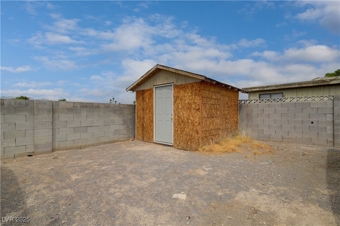 2829 Michael Way Las Vegas, NV 89108 - Photo 56 of 60 View of shed featuring a fenced backyard