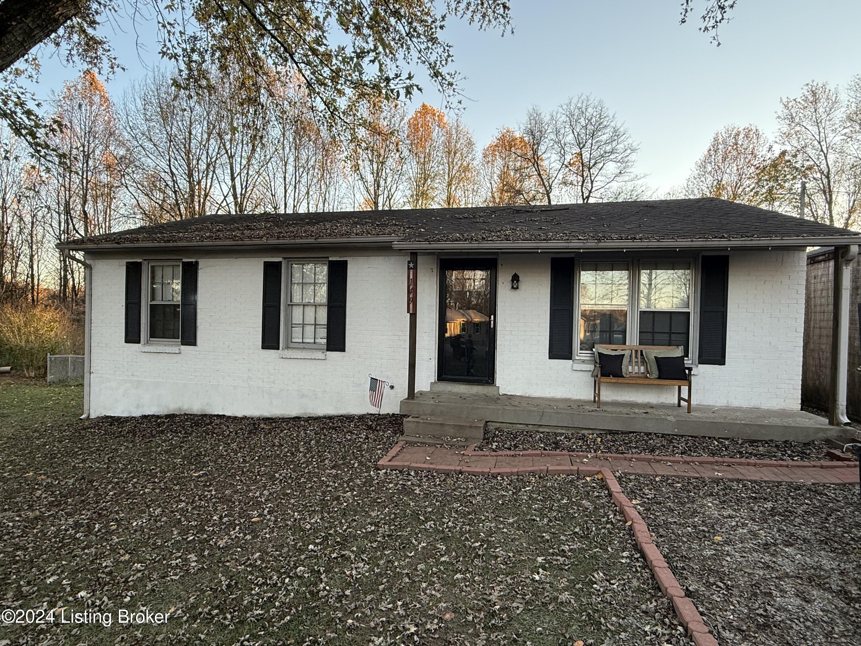 149 Greenbriar Road Milton, KY 40045 - Photo 2 of 25 IMG_0047