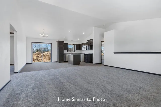 $369,900 | 1927 Huffcutt Lane, Waupaca, WI 54981