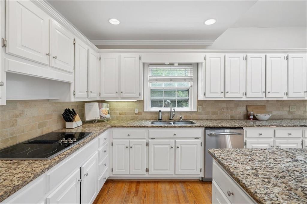 400 Ashdowne Way Atlanta, GA 30350 - Photo 8 of 71