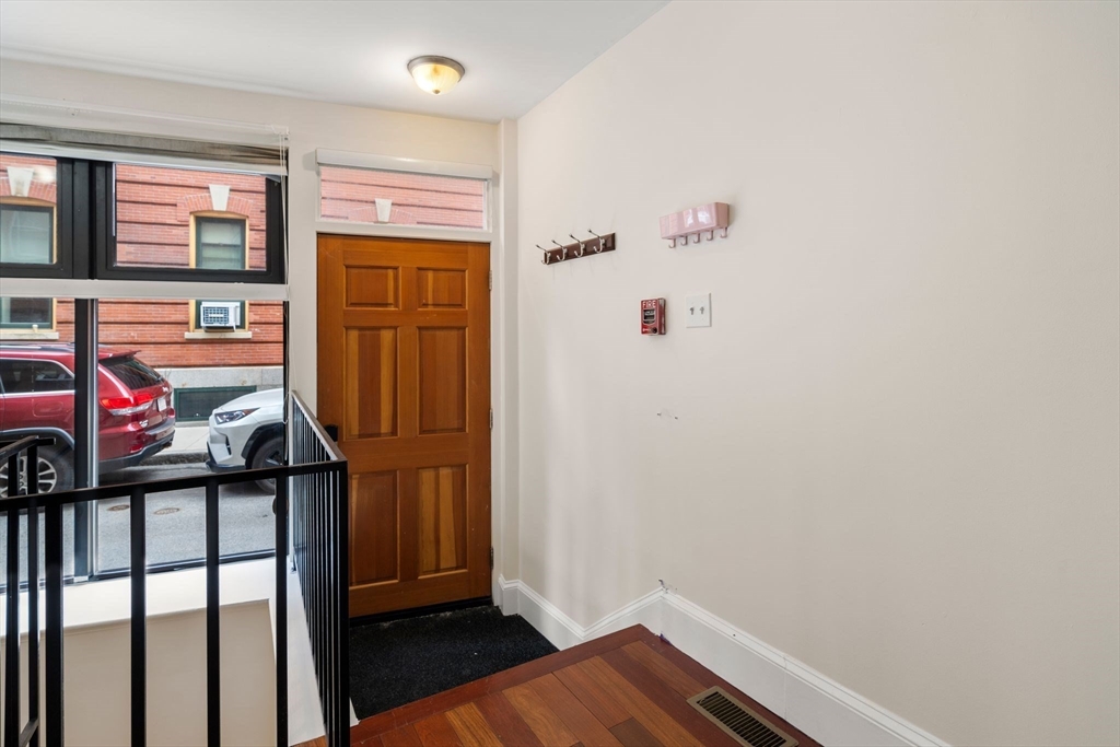 46 North Bennet Street, Unit 1 Boston, MA 02113 - Photo 6 of 20
