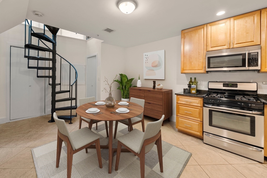 46 North Bennet Street, Unit 1 Boston, MA 02113 - Photo 10 of 20