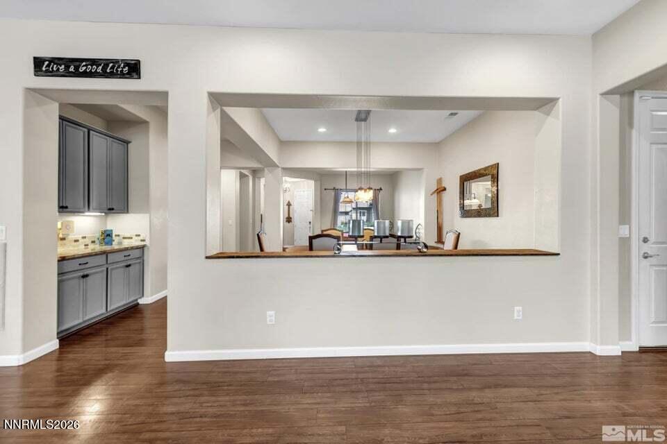 1646 Sunhaven Court Reno, NV 89521 - Photo 13 of 33 pass through