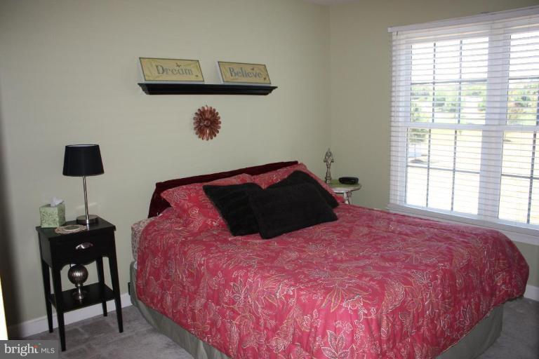 25104 Vista Ridge Road Gaithersburg, MD 20882 - Photo 13 of 26 Bedroom #2