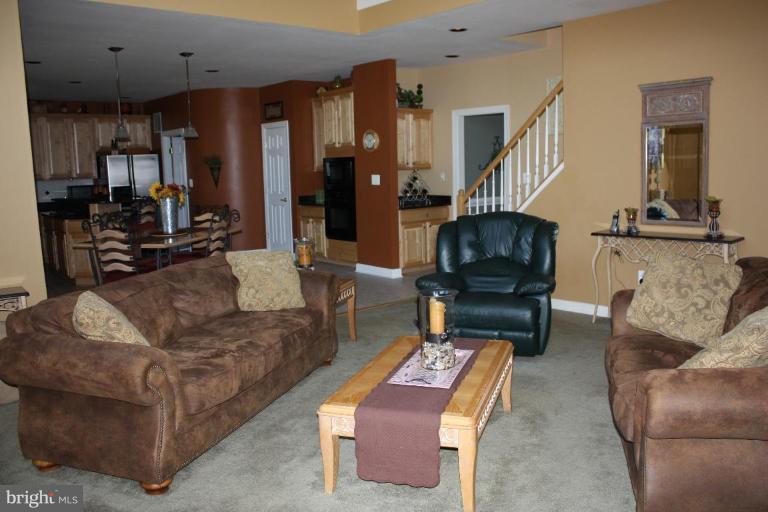 25104 Vista Ridge Road Gaithersburg, MD 20882 - Photo 8 of 26 Family Room #2