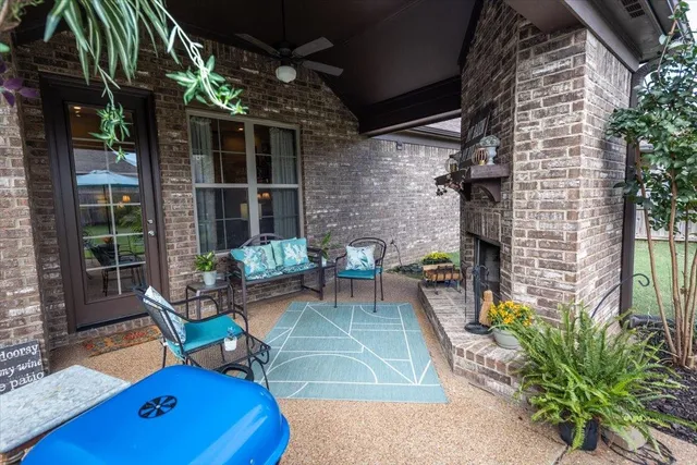 $309,900 | 35 Briar Hollow Lane, Oakland, TN 38060