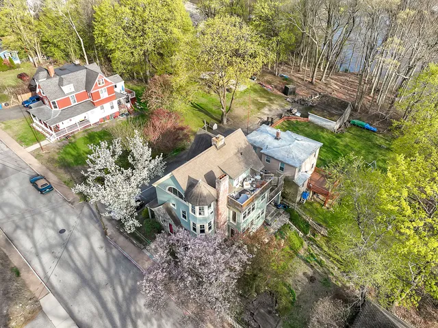 $485,000 | 40 Maple Grove Avenue, Norwich, CT 06360