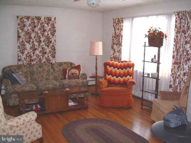 1260 Ridge Road Dillsburg, PA 17019 - Photo 2 of 8
