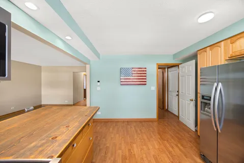 $410,000 | 712 Spring Street, Roselle, IL 60172