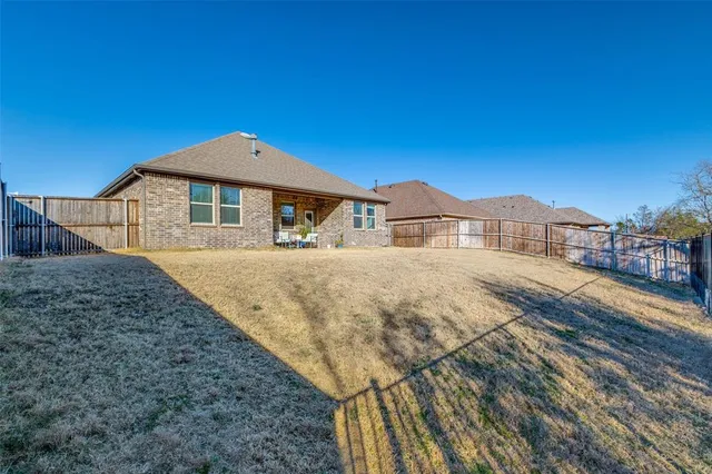 $318,900 | 1600 Elizabeth Street, Anna, TX 75409