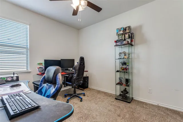 $318,900 | 1600 Elizabeth Street, Anna, TX 75409