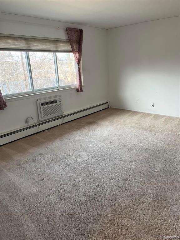 803 Plate Street, Unit 208 Rochester, MI 48307 - Photo 3 of 5