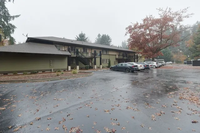 $1,079 | 30125 Southwest Brown Road, Wilsonville, OR 97070