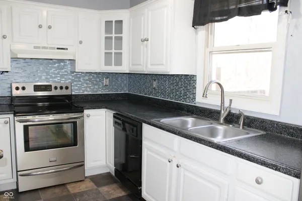 $199,900 | 1326 Forest Grove Court, North Vernon, IN 47265