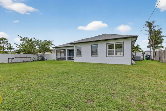 $3,000 | 1971 Southwest Breezeway Street, Port St. Lucie, FL 34987