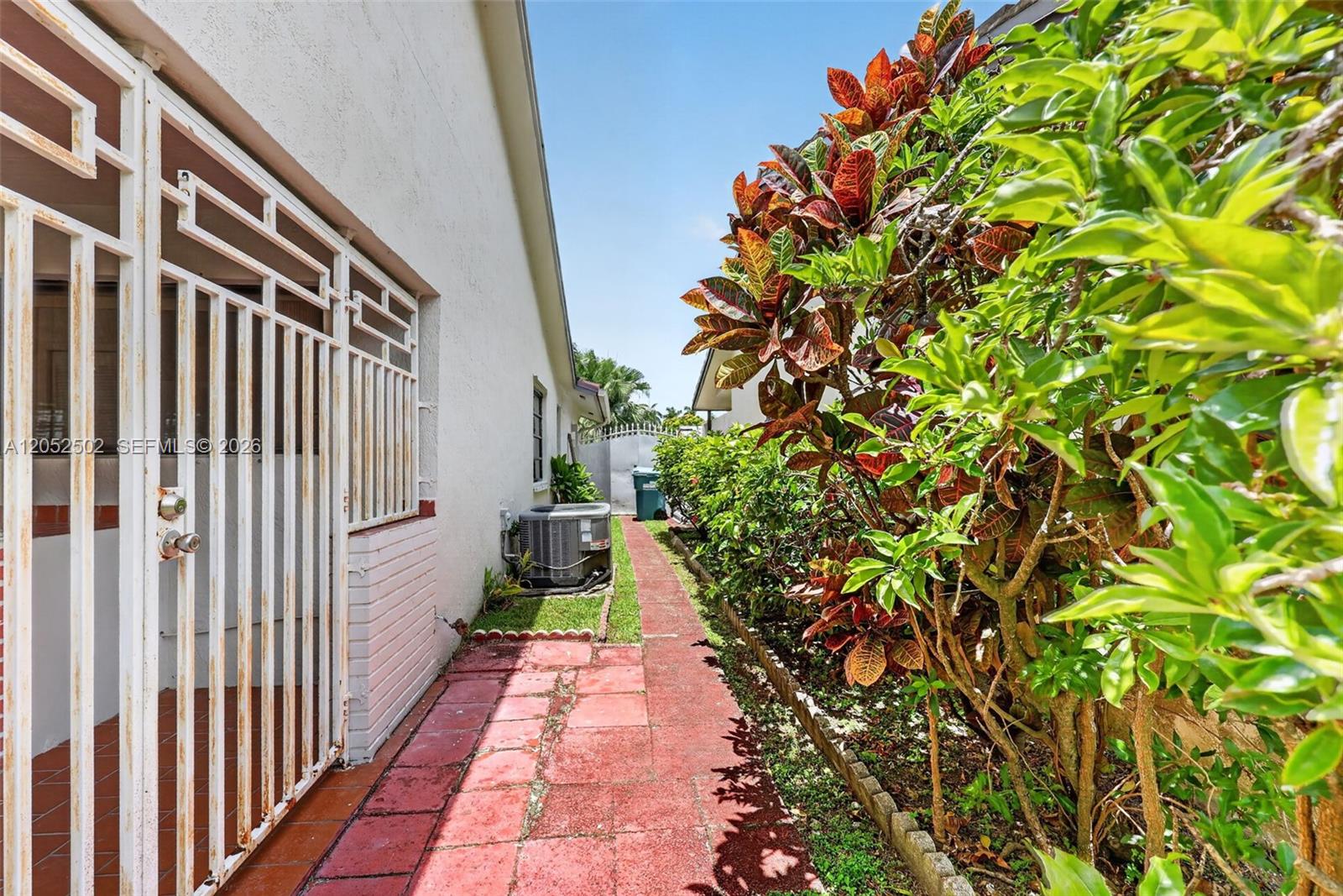 4756 Southwest 143rd Avenue Miami, FL 33175 - Photo 36 of 40