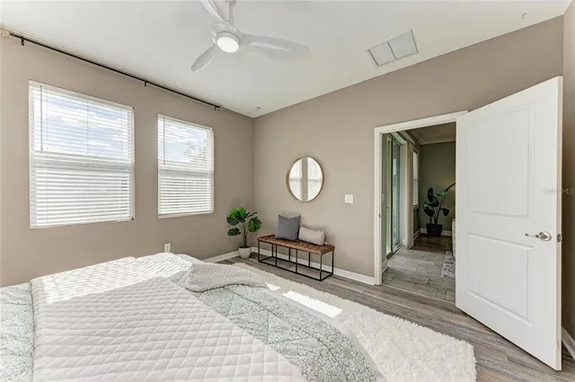 $349,900 | 5635 Los Robles Court, Palmetto, FL 34221