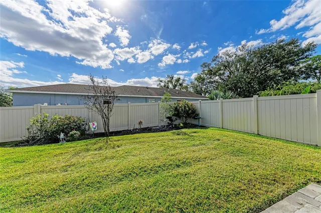 $349,900 | 5635 Los Robles Court, Palmetto, FL 34221