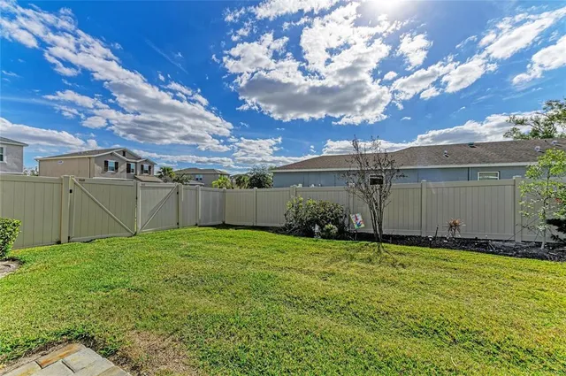 $349,900 | 5635 Los Robles Court, Palmetto, FL 34221