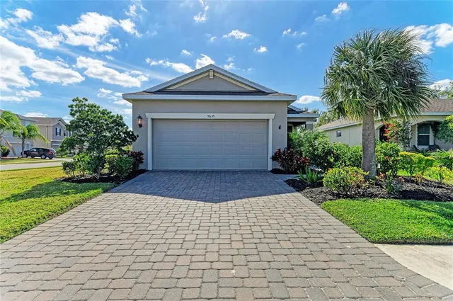 $349,900 | 5635 Los Robles Court, Palmetto, FL 34221