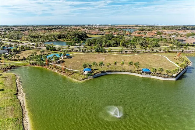 $349,900 | 5635 Los Robles Court, Palmetto, FL 34221