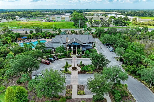 $349,900 | 5635 Los Robles Court, Palmetto, FL 34221