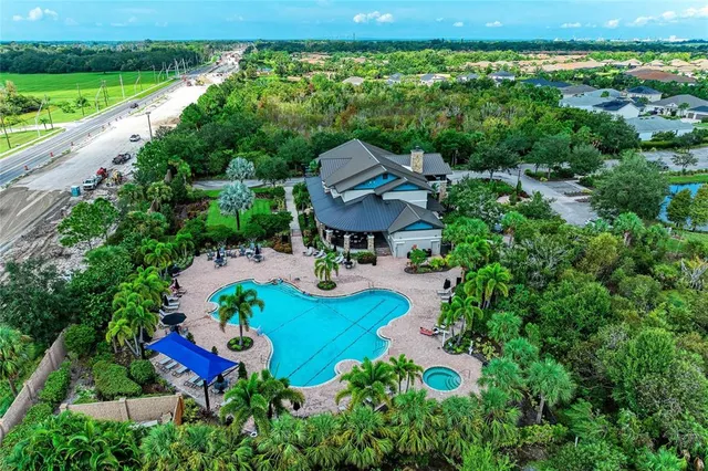 $349,900 | 5635 Los Robles Court, Palmetto, FL 34221