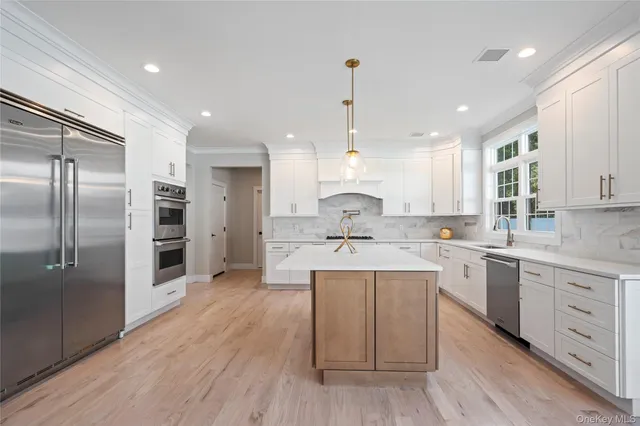 $2,378,000 | 25 Westchester Avenue, Jericho, NY 11753