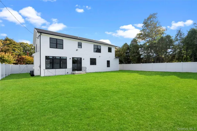 $2,378,000 | 25 Westchester Avenue, Jericho, NY 11753