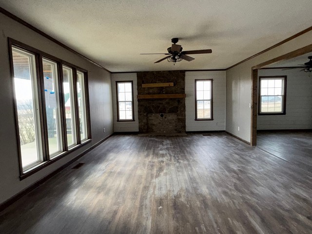 10910 Shelbyville Road Morrison, TN 37357 - Photo 4 of 28