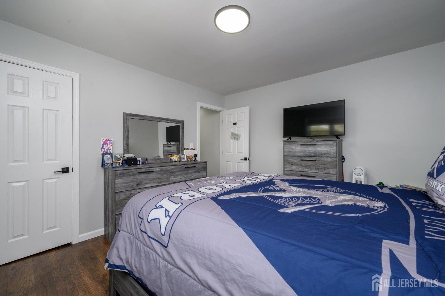 24 Half Acre Road Jamesburg, NJ 08831 - Photo 19 of 36