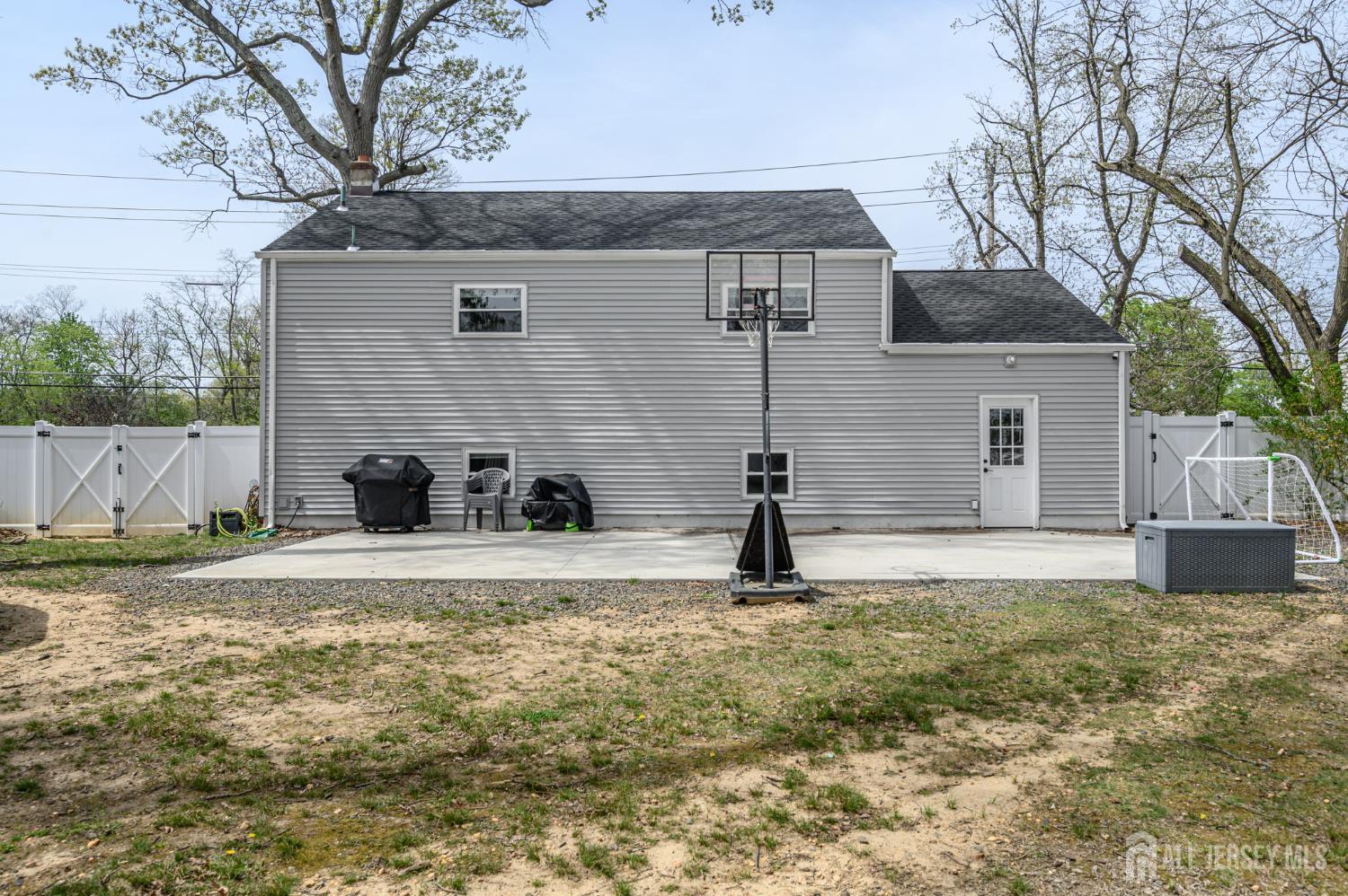 24 Half Acre Road Jamesburg, NJ 08831 - Photo 28 of 36