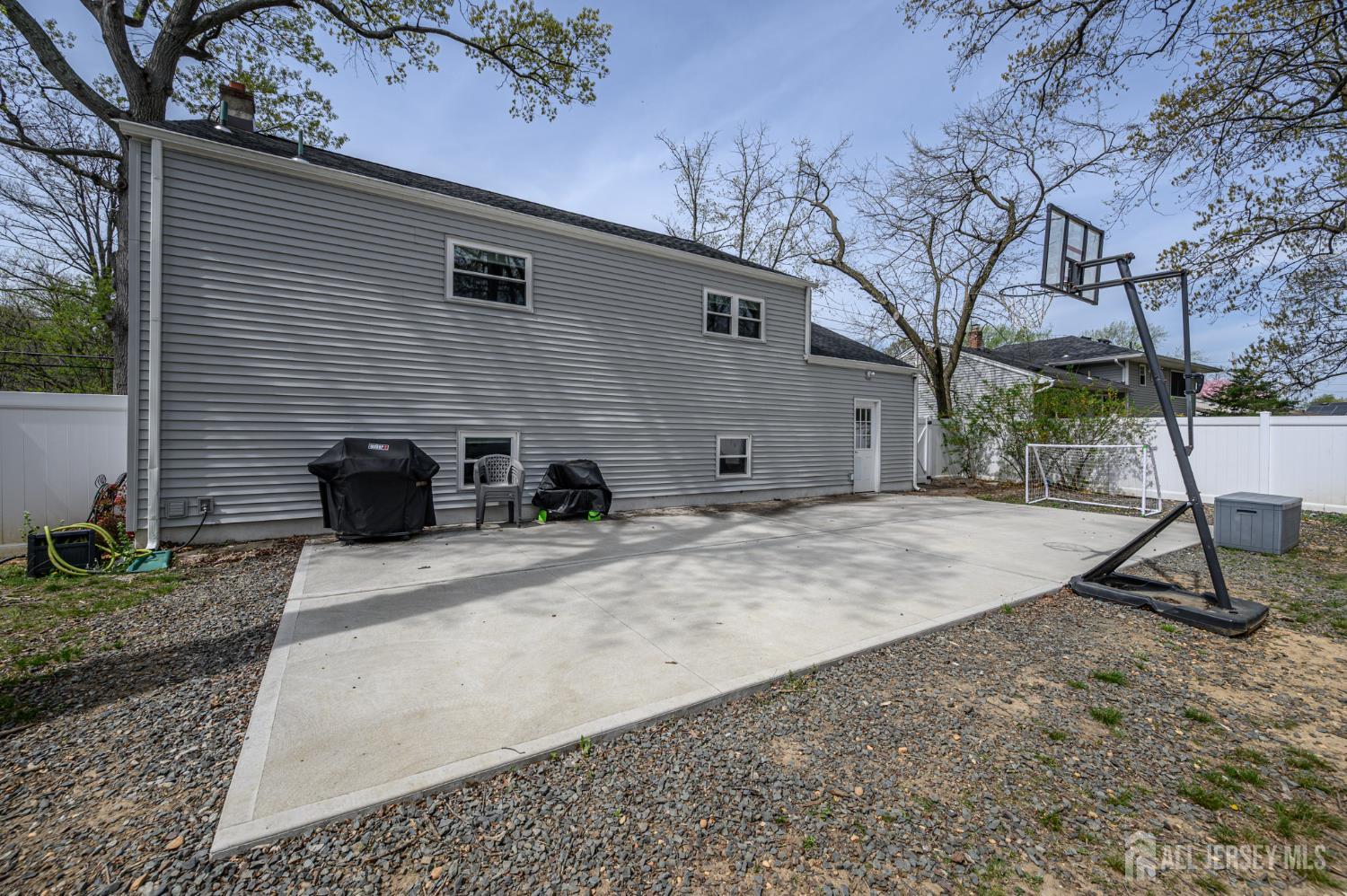 24 Half Acre Road Jamesburg, NJ 08831 - Photo 29 of 36