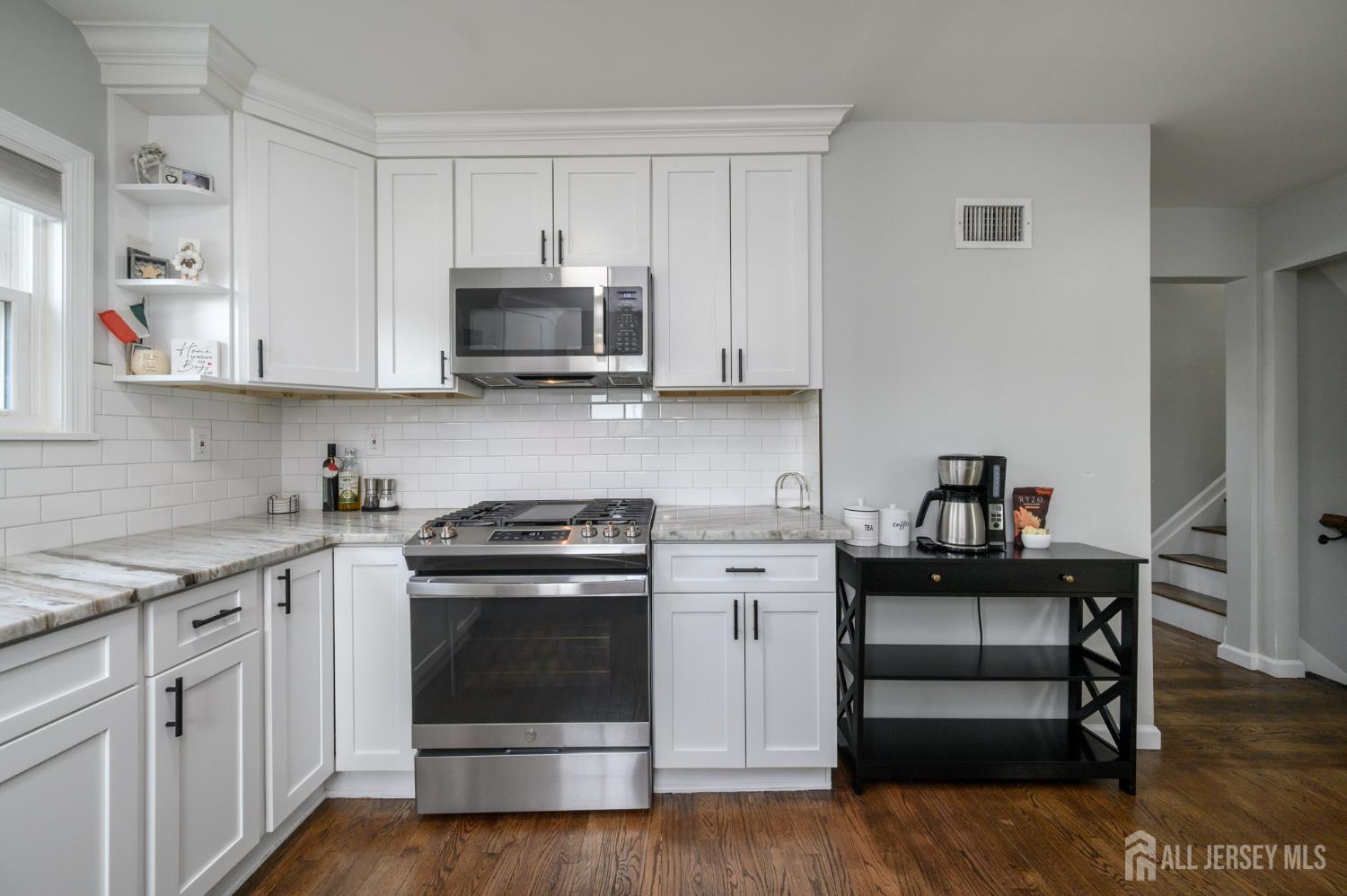 24 Half Acre Road Jamesburg, NJ 08831 - Photo 9 of 36