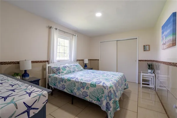 $4,950 | 2140 Pinehurst Street, Sarasota, FL 34231