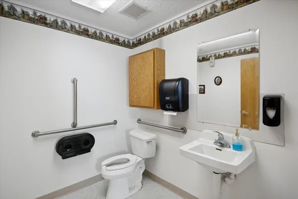 $265,000 | 260 Morris Avenue, Hinckley, MN 55037