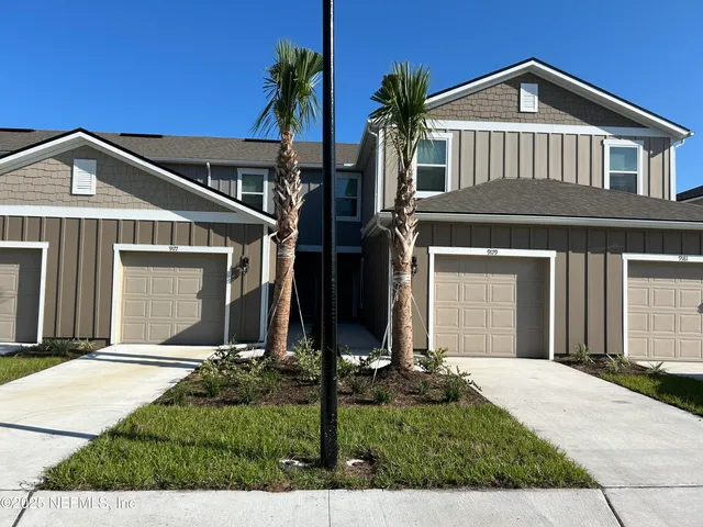 $1,750 | 9179 Stony Brook Road, Jacksonville, FL 32256