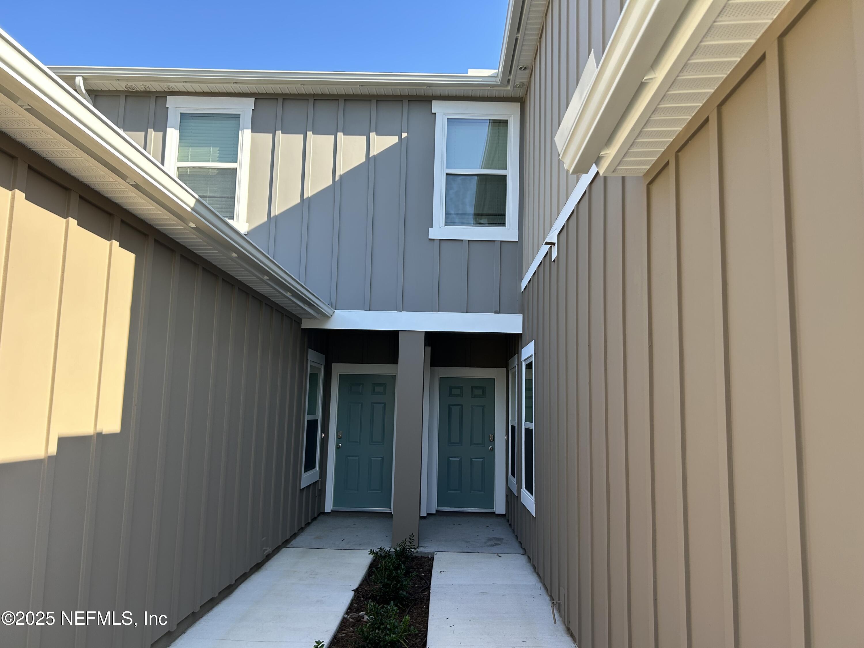 9179 Stony Brook Road Jacksonville, FL 32256 - Photo 2 of 15 original (16)