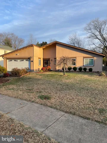 $3,500 | 2537 Oakhampton Place, Herndon, VA 20171