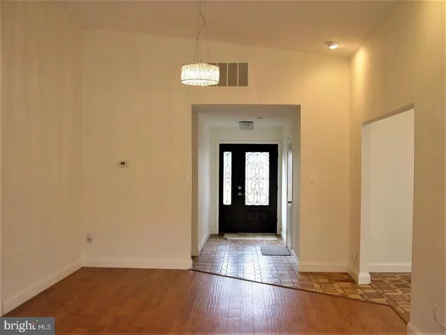 $3,500 | 2537 Oakhampton Place, Herndon, VA 20171