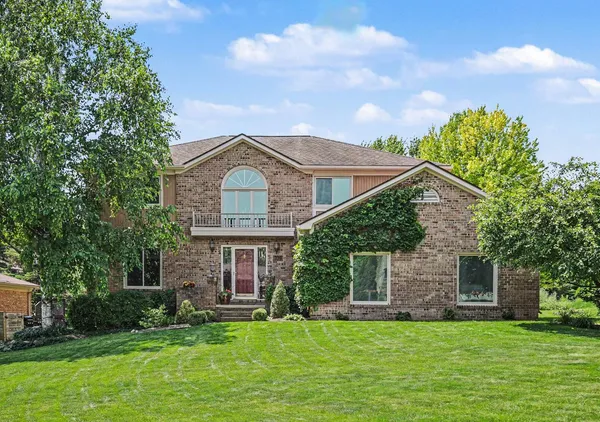 $625,000 | 709 Snowmass Drive, Rochester Hills, MI 48309