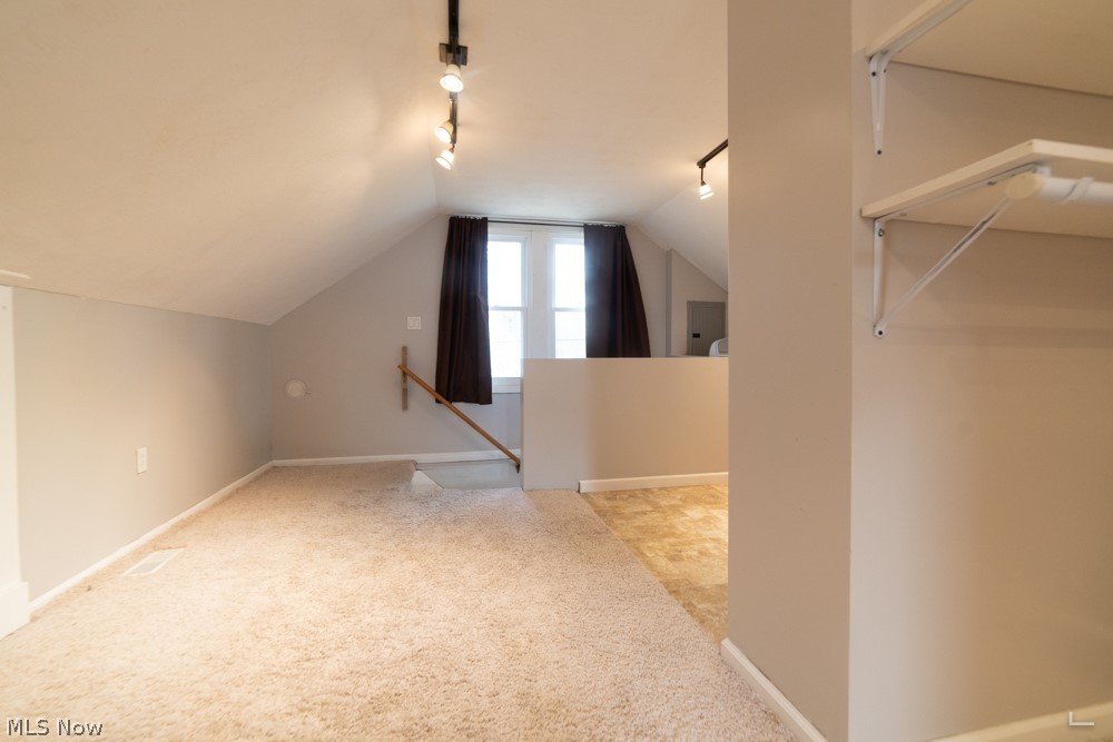 2174 Lake Road Akron, OH 44312 - Photo 18 of 25 Gallery Image 18