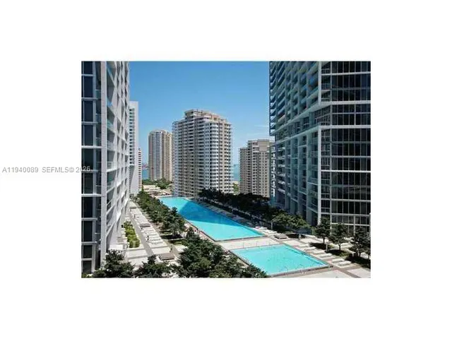 $3,300 | 475 Brickell Avenue, Unit 812, Miami, FL 33131