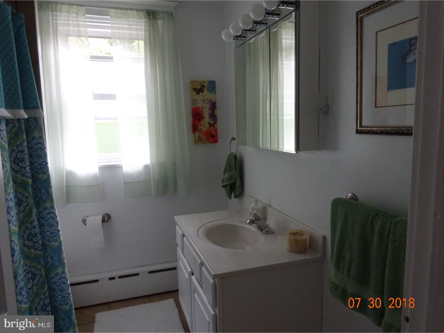 3313 Rhawn Street Philadelphia, PA 19136 - Photo 17 of 25 Bathroom